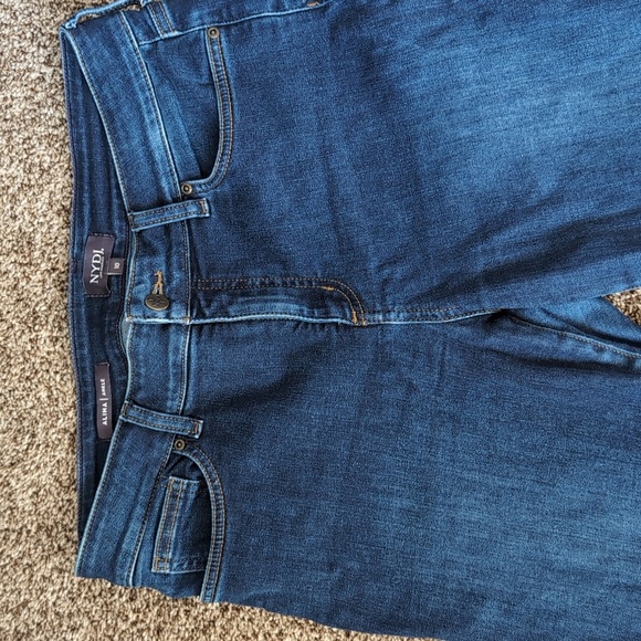 NYDJ Aline ankle Jeans With Lift Tuck Size 10 - Picture 2 of 11